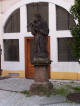 JN-Czechy-Praha: Jan przy kościele Marii Śnieżnej (fot: K.O., 2007)