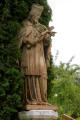 JN-Słowacja-Spisz-Spiskie Włochy: XIX-wieczna figura Jana N. przy kościele (fot: H.Jakóbczak, 2009-09)